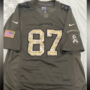 Nike NFL Patriots Gronkowski Salute to Service Jersey Size M. Like new condition